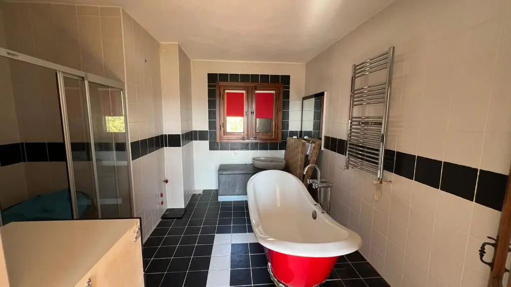 Fitted bathroom